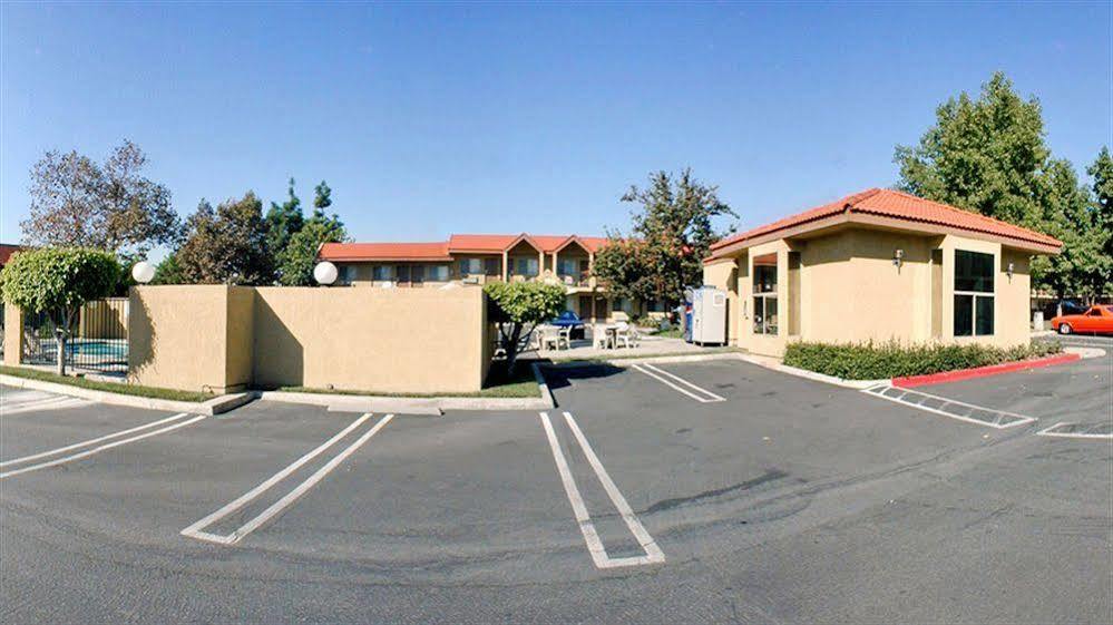 Surestay Plus Hotel By Best Western Upland - Ontario North Exterior foto